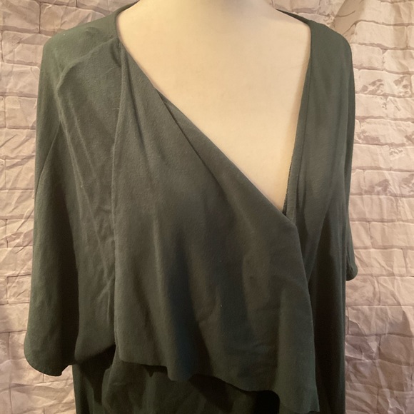 “COS” Green V Neck Draped Front Detail Short Sleeve Dress. - Picture 2 of 12